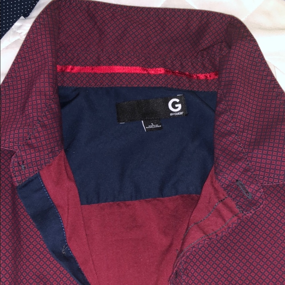 Formal button down. GUESS. BRAND NEW
